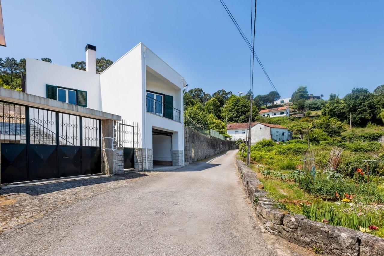 Casa Da Leira Villa วีลาโนวา เด เซอร์เวย์รา ภายนอก รูปภาพ